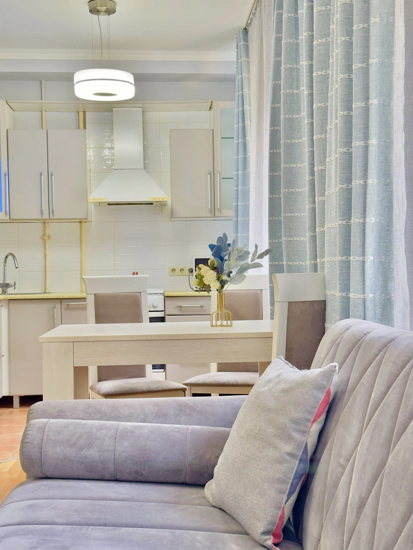 Апартаменты Open Line 2-ком Абая 77