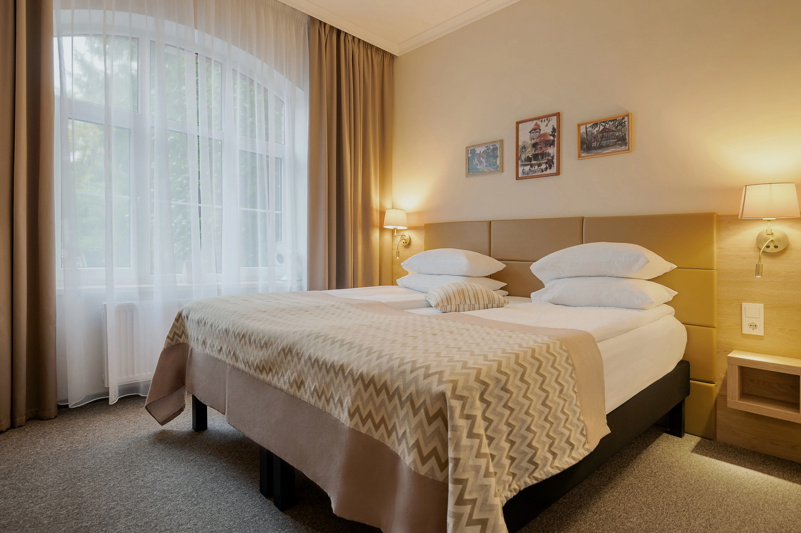 Отель Хартман