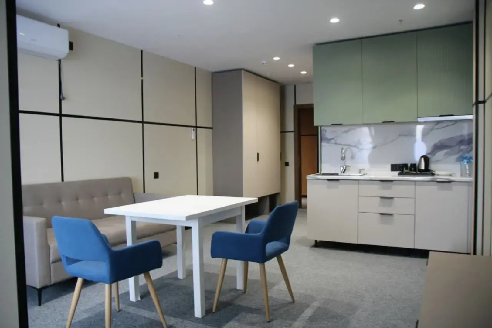 Отель Set Sail Hotel