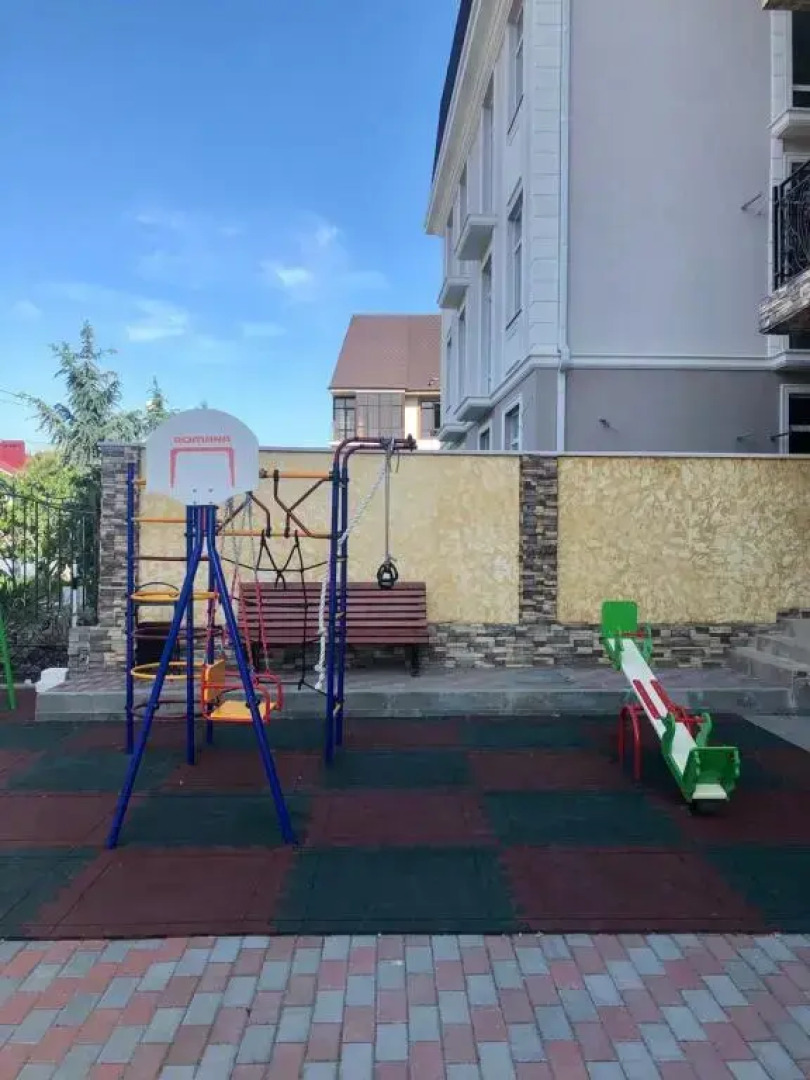 Апартаменты на Нижнеимеретинской 143