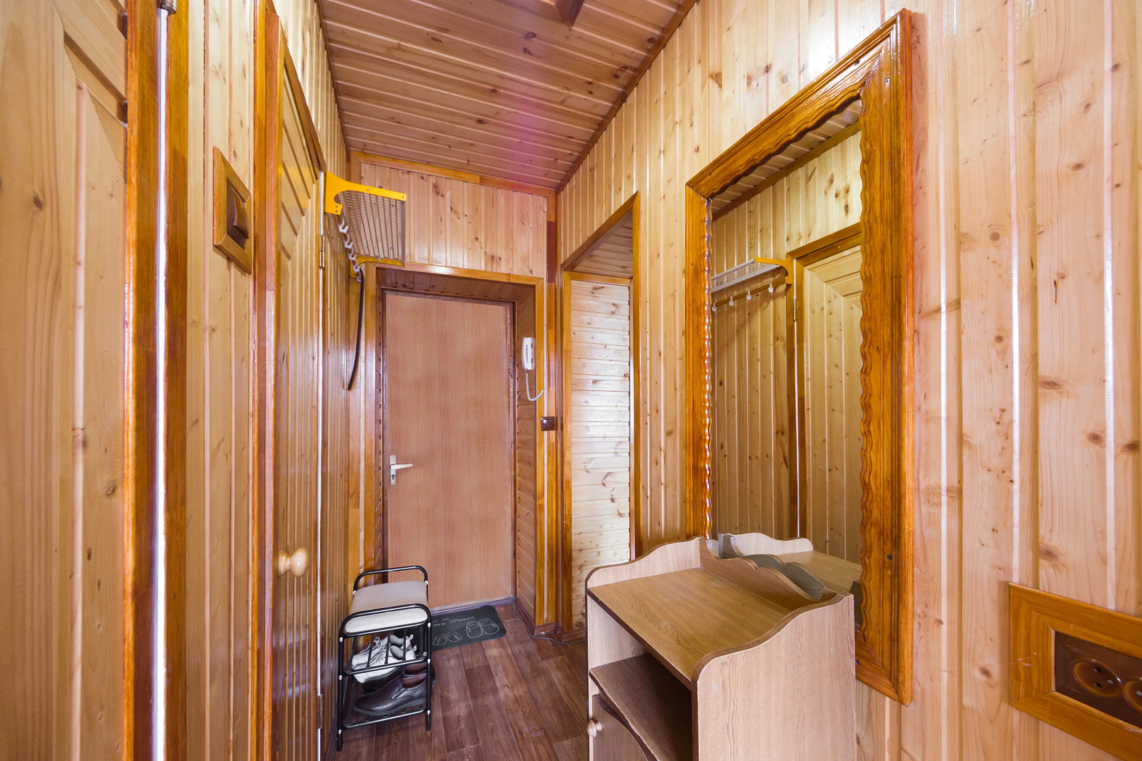 Апартаменты на Коллективной 4