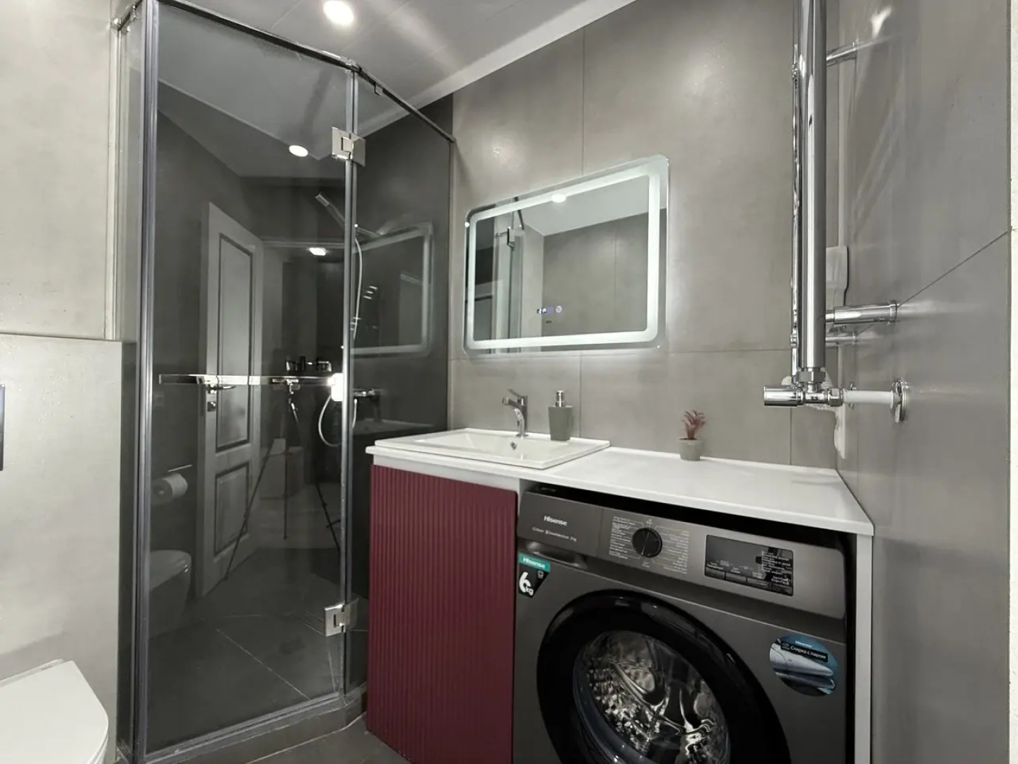 Квартира New trendy 1bd apt, Unbeatable location