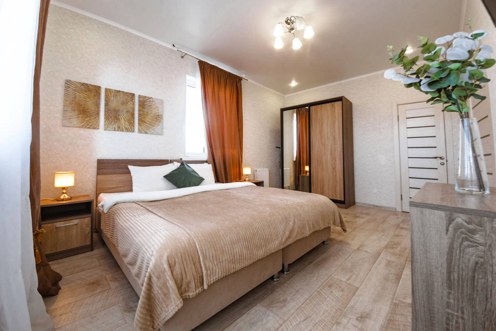 Апартаменты Владимирская 148/1