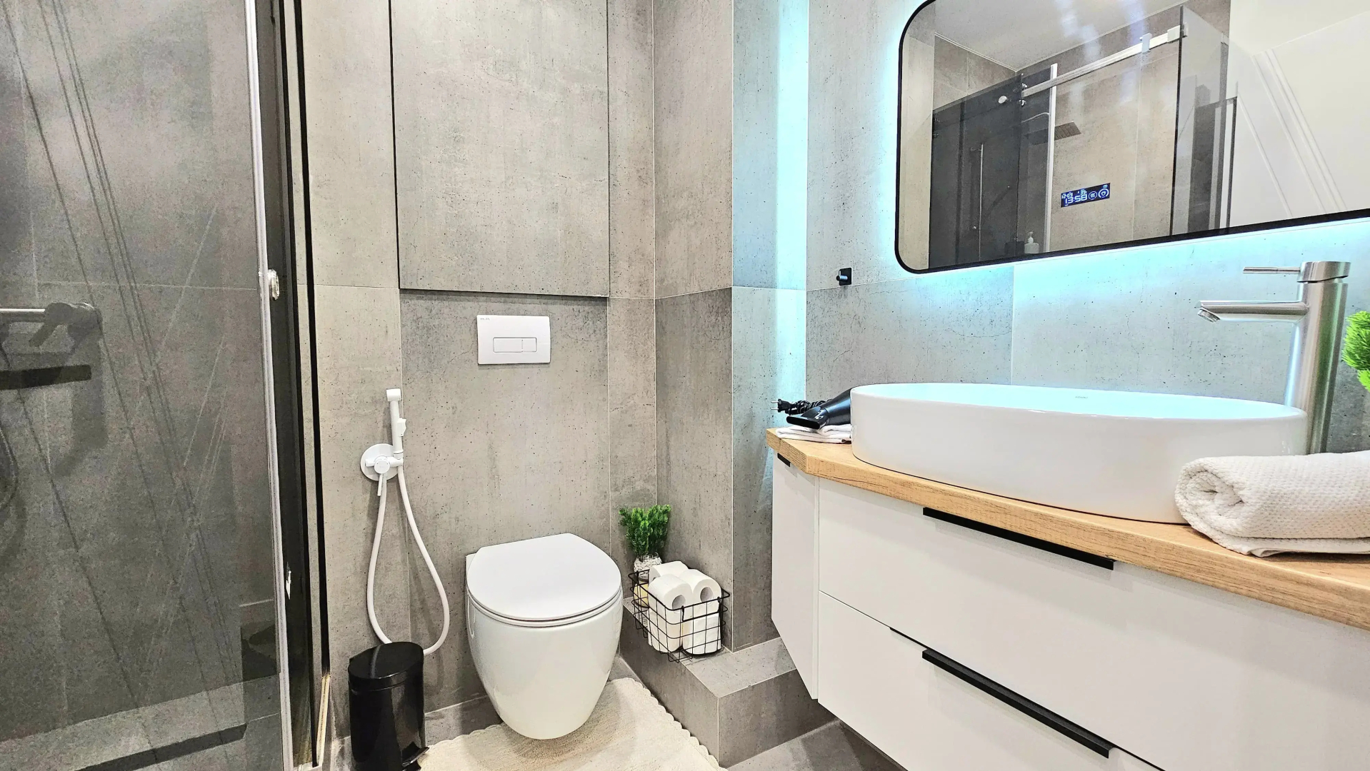 Квартира в современном доме с отличным ремонтом