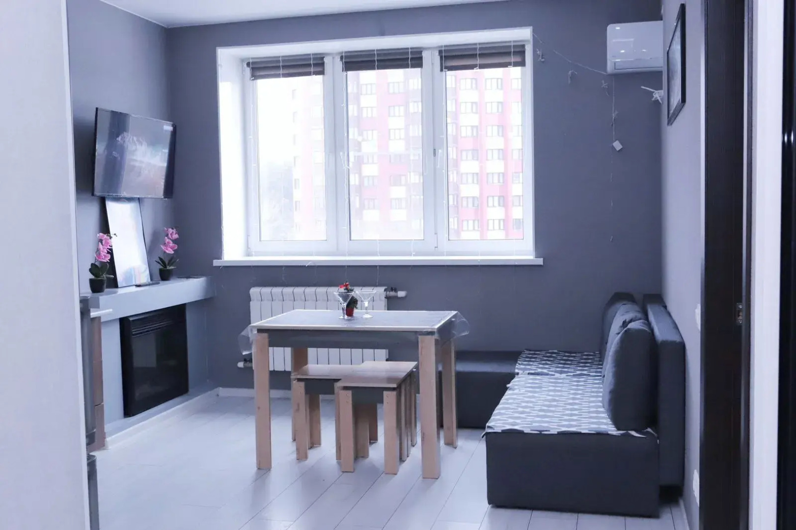 Апартаменты евро-двухкомнатные мкр Пронина к 5