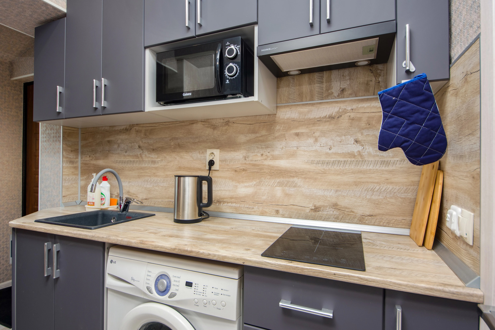 Апартаменты Двухкомнатная квартира в Центре города на Дунаевского 12