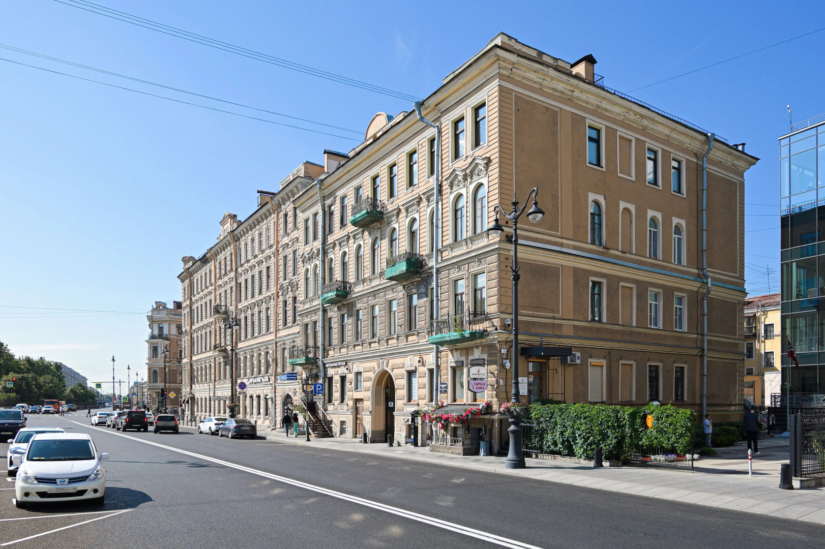 Квартира Просторные апартаменты с проектором LetYourFlat Sati