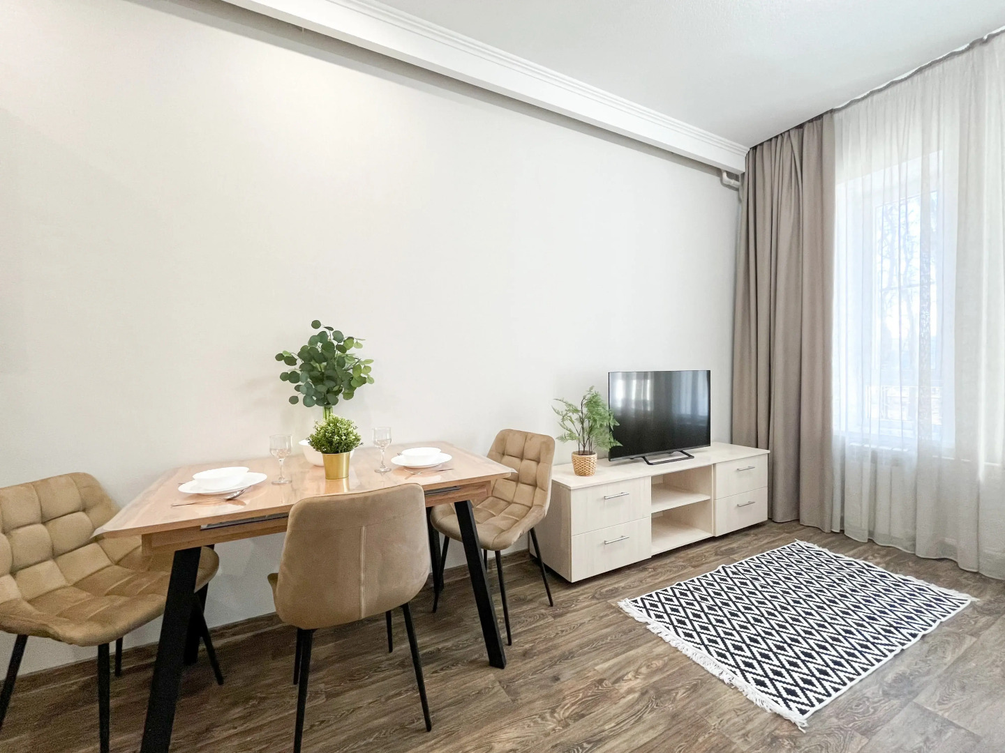 Апартаменты Добрые квартиры на Ленина 20