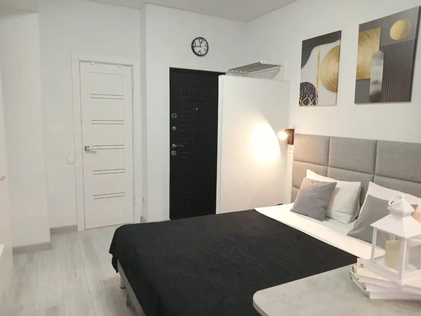 Апартаменты Яркая Студия