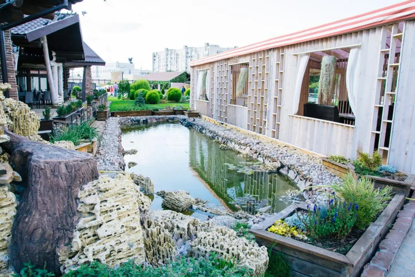 Отель WoodHouse