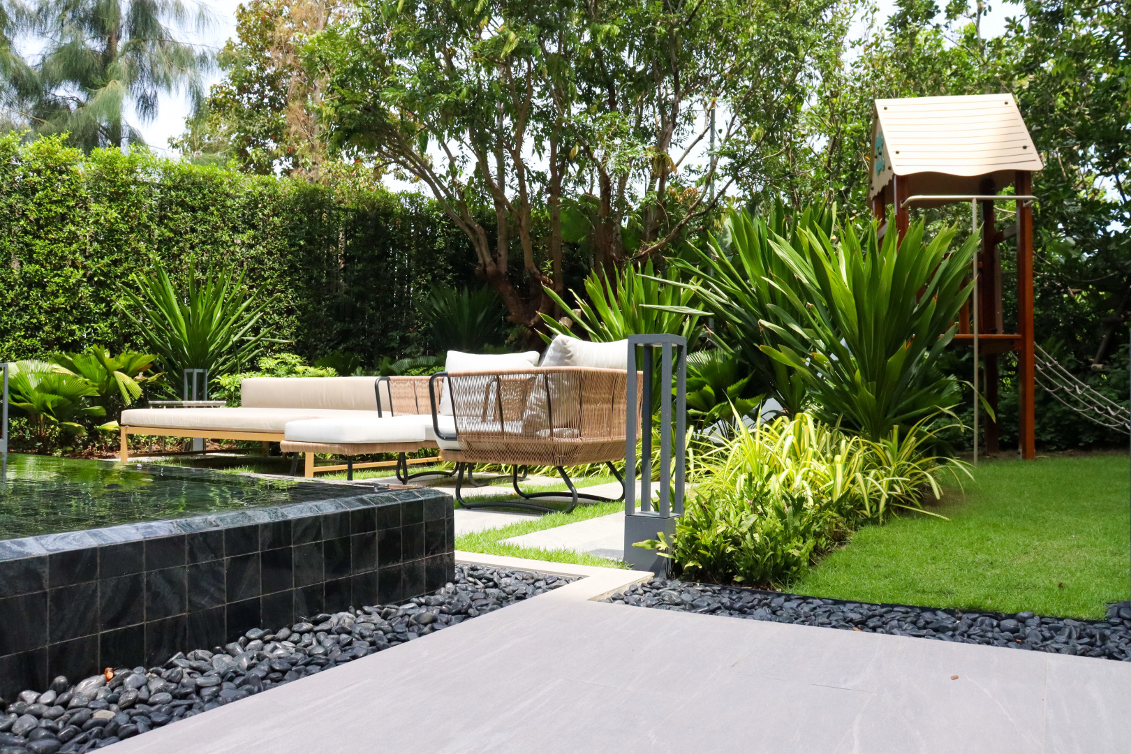 Апартаменты Lakeside Residences by NLA