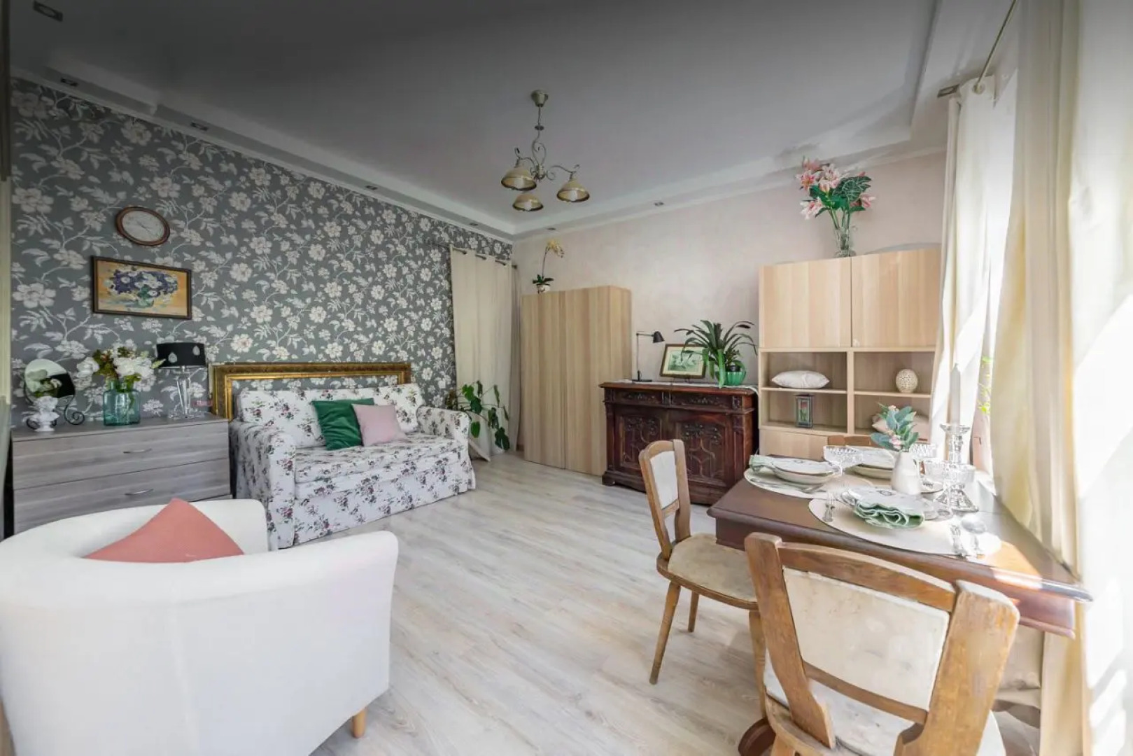 Частный дом 8-к 250 м²