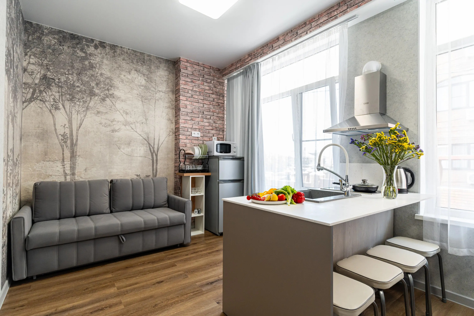 Апартаменты в Нoвоpоccийcкe c Дизaйнерcким Рeмoнтoм 2