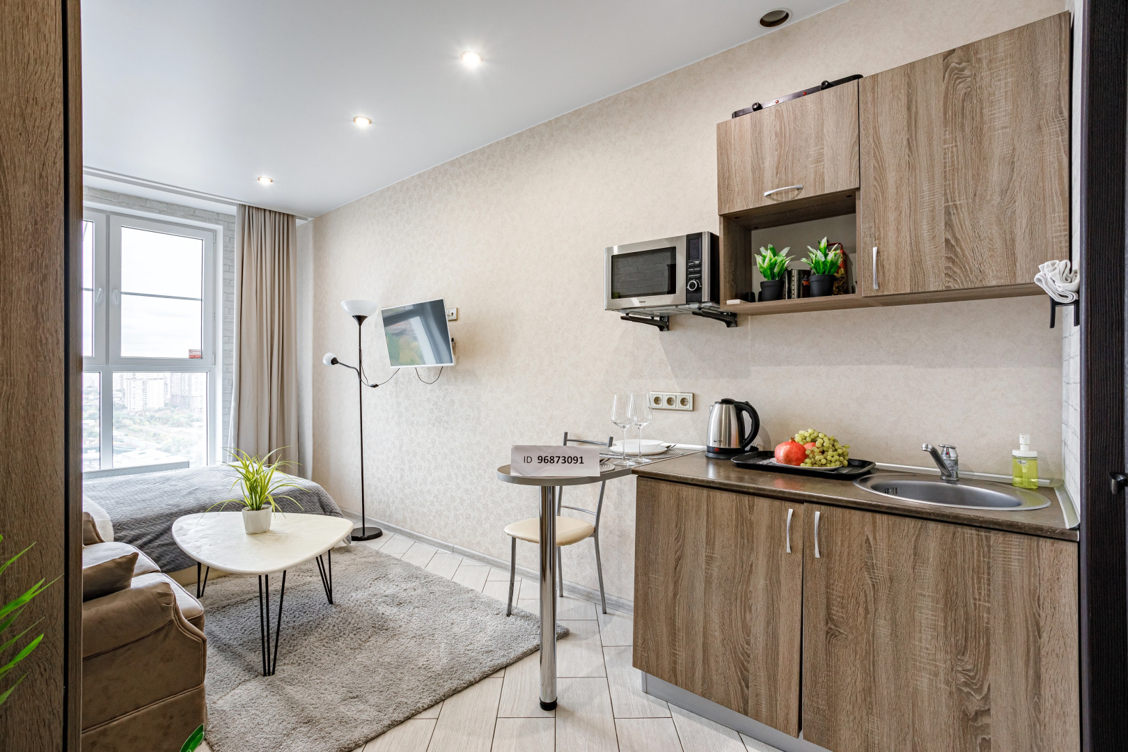 Апартаменты Студия с Видом на Центр Города