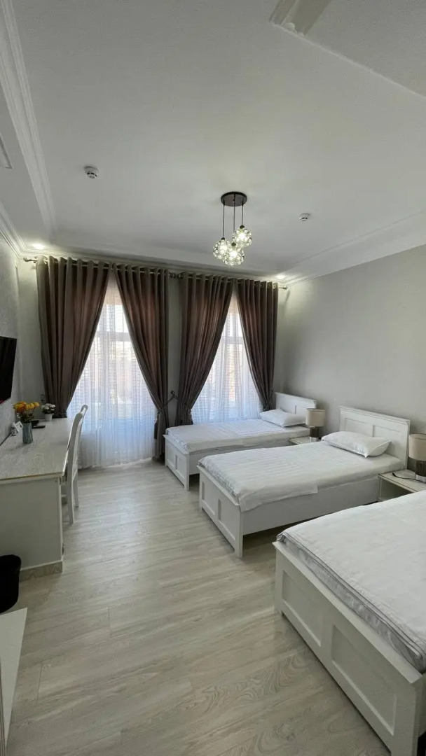 Отель Izumrud Palace