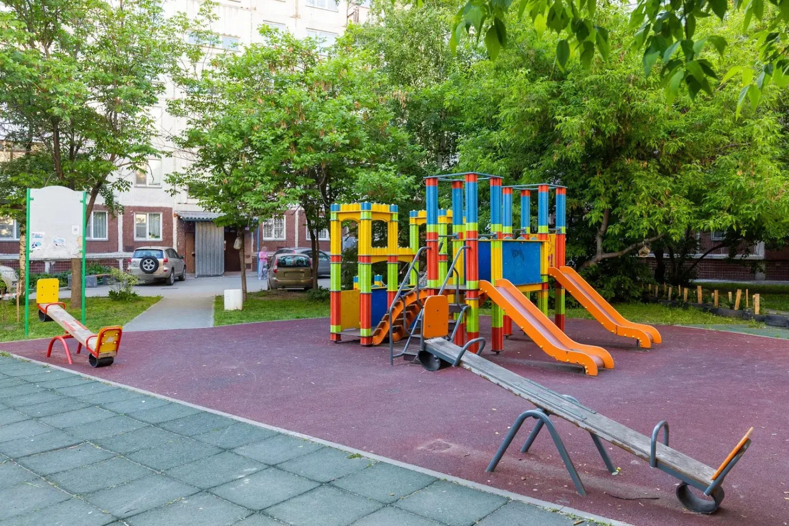 Квартира Семейная двушка у ЖД вокзала с двумя TV и кондиционером