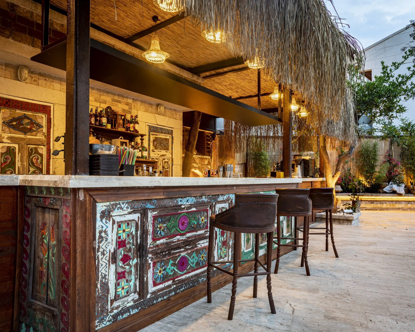 Отель WOO Town Suites