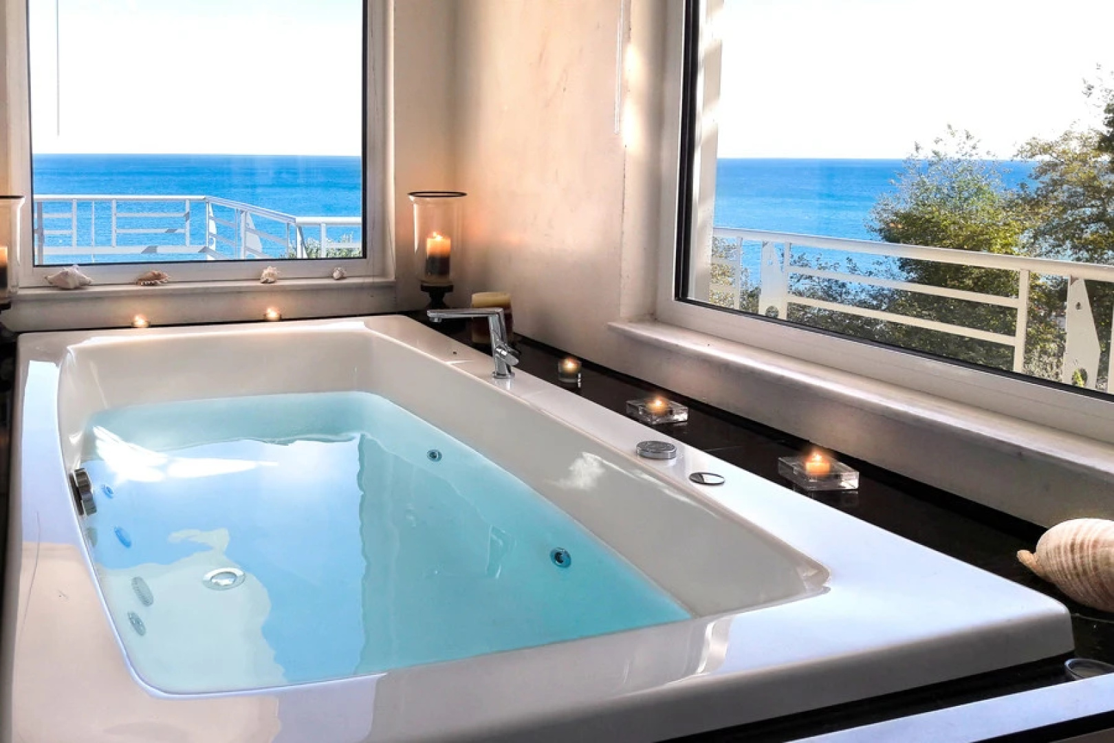Отель Panorama Suites & Spa Adults Only