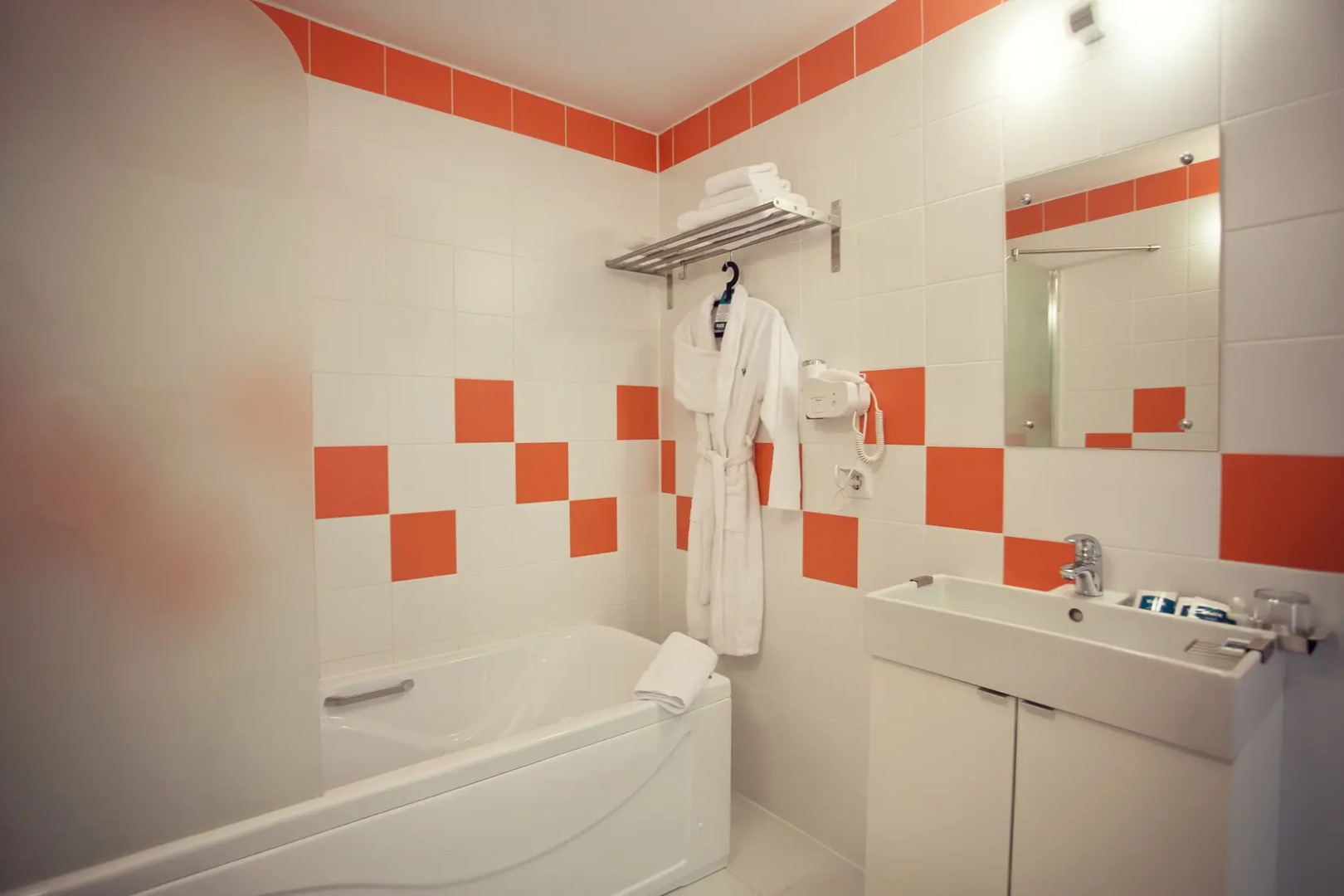 Отель Восток