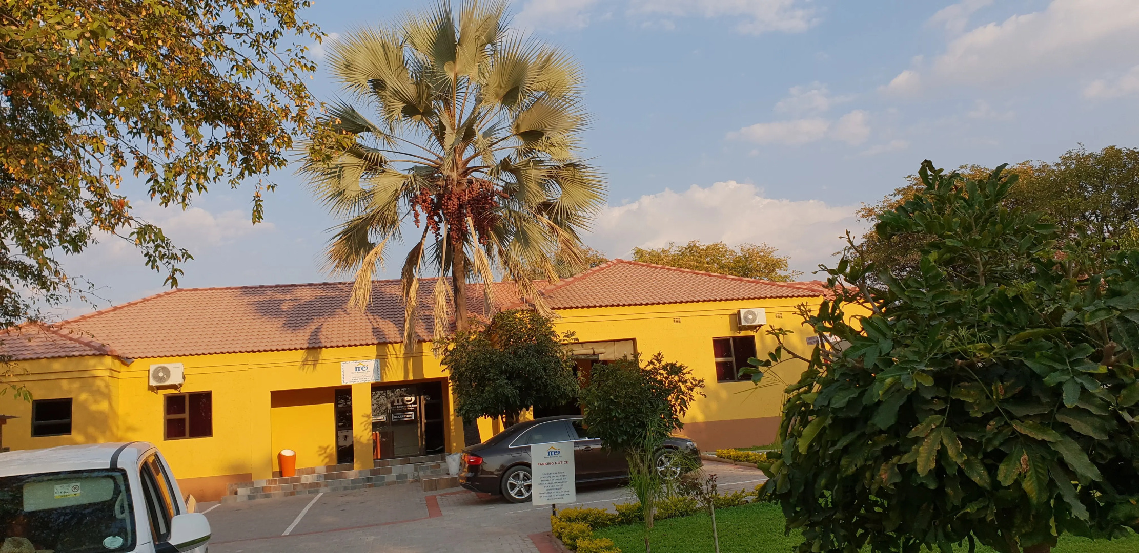 Гостевой Дом Maun Executive Inn