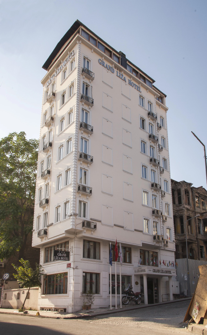 Отель Grand Liza