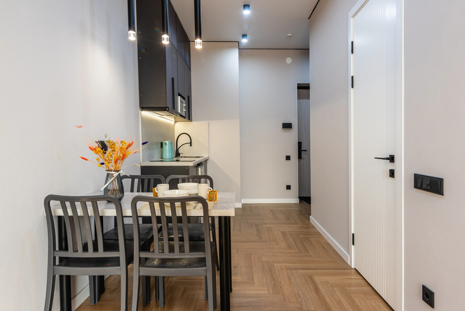 Апартаменты Стильная Квартира в Центре Алматы (114)