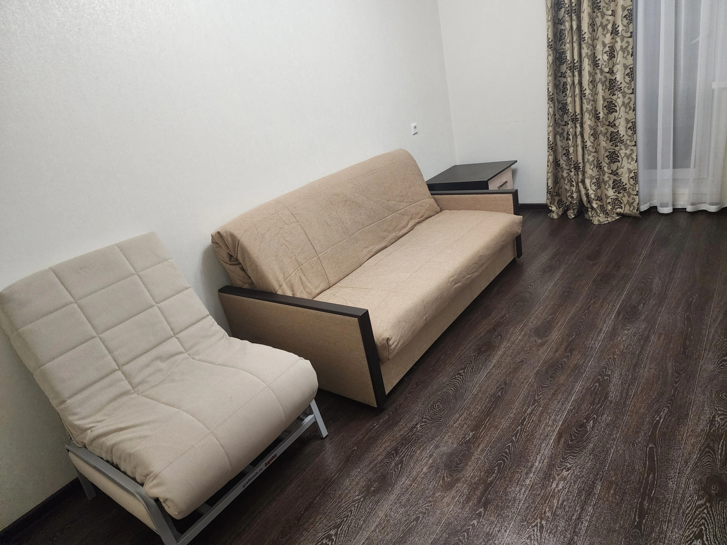 Апартаменты Студия Заря с Видом на Город Рядом с Вокзалом