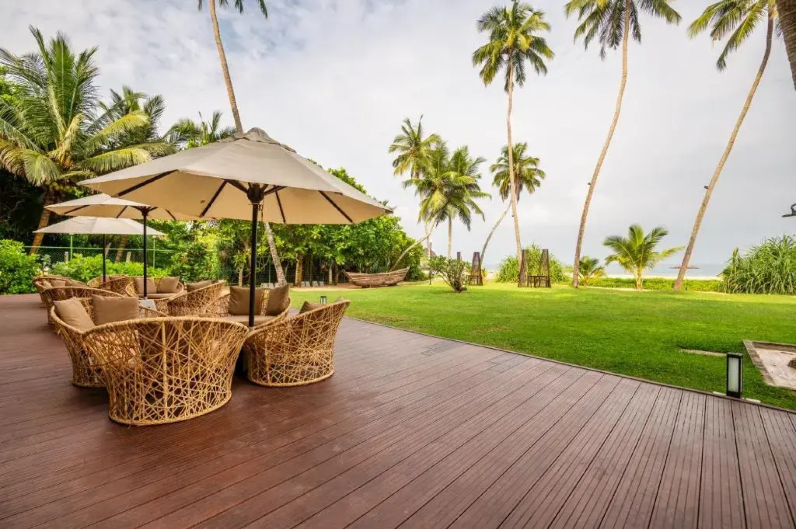 Отель Shinagawa Beach Hotel