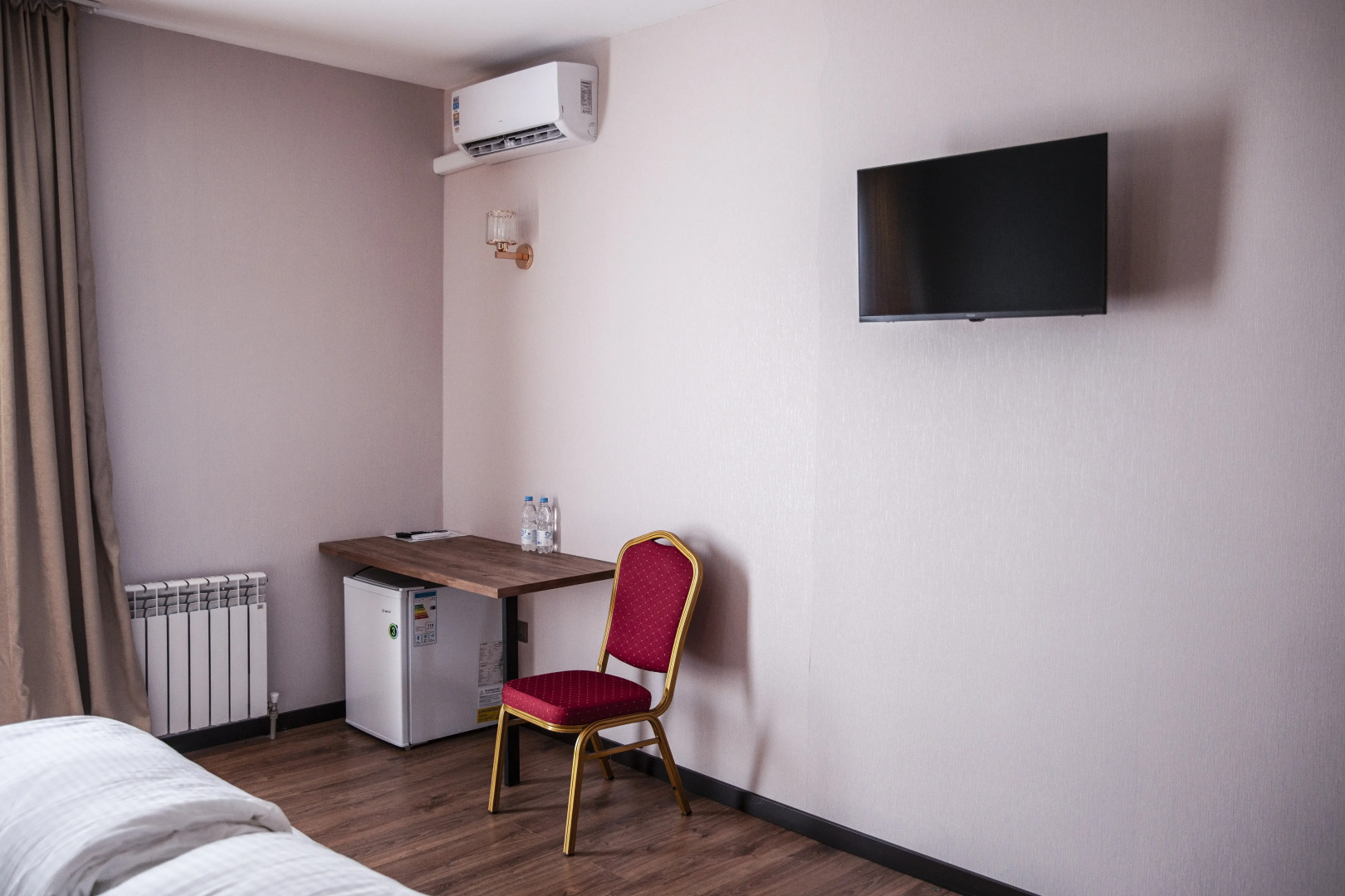 Отель Мона Лиза