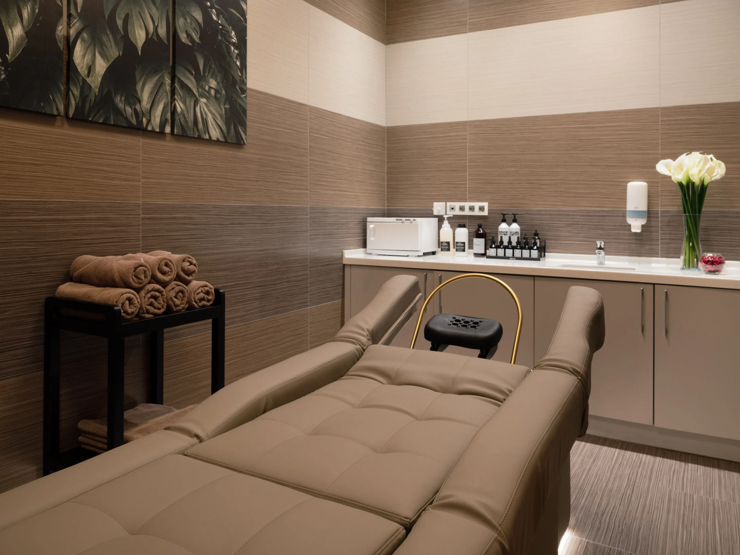 Отель HIDENS APART HOTEL