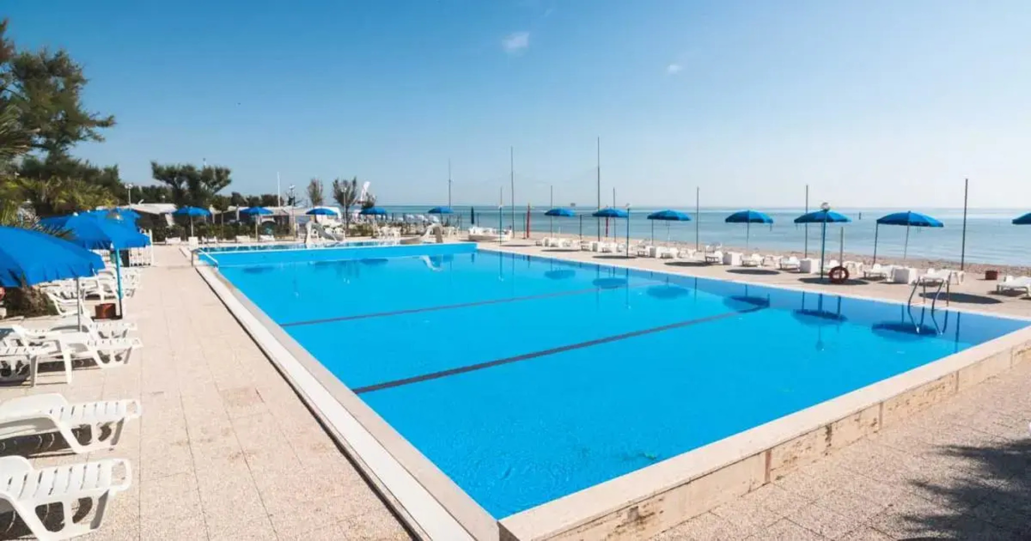 Отель Baia Delle Mimose