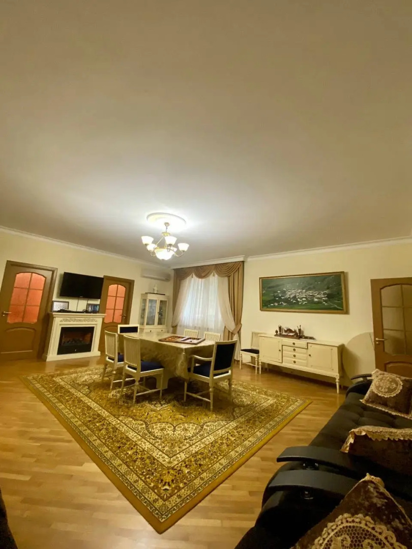 Апартаменты с собственным двором