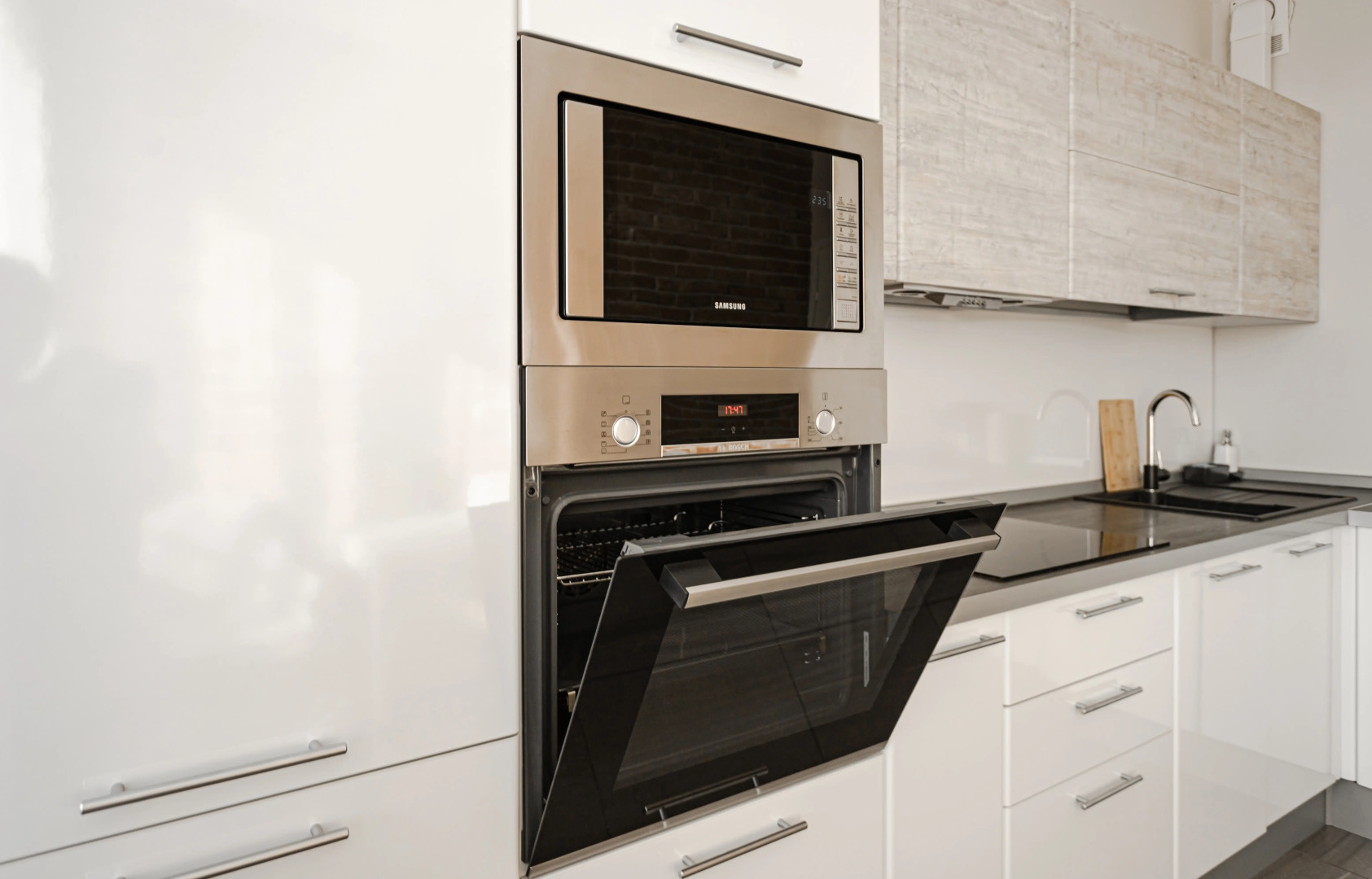 Апартаменты Lalapart Loft Style с лоджией и отдельной кухней в ЖК Савеловский Сити