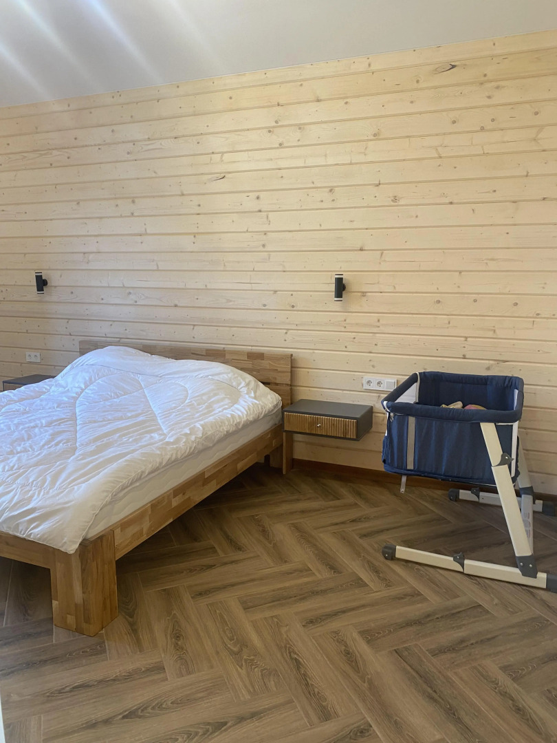 Частный дом Традиция отдыха - дом у озера c баней и купелью