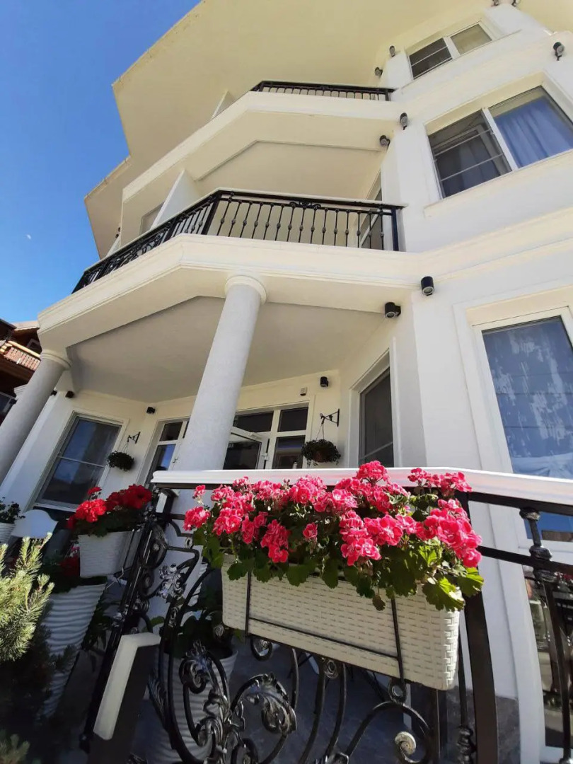 Отель Blue Marine