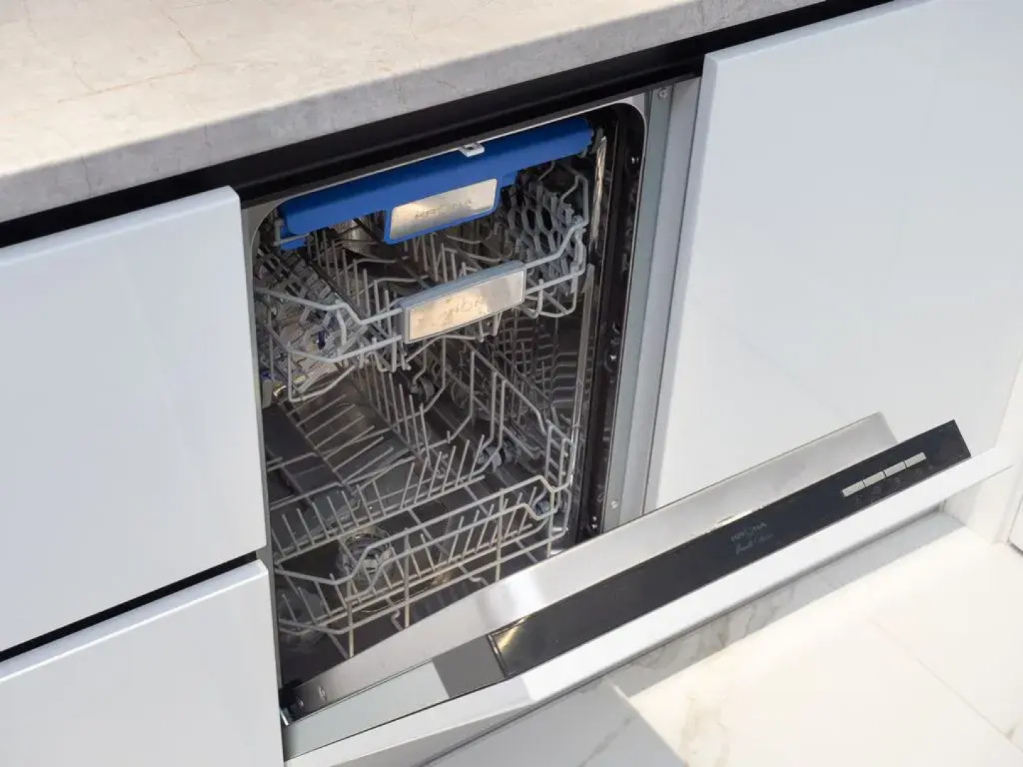 Апартаменты Стрелецкая Red