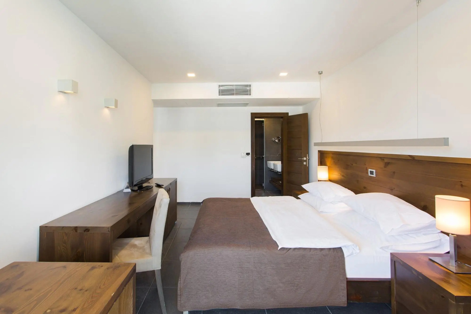 Курортный отель Avala Villas