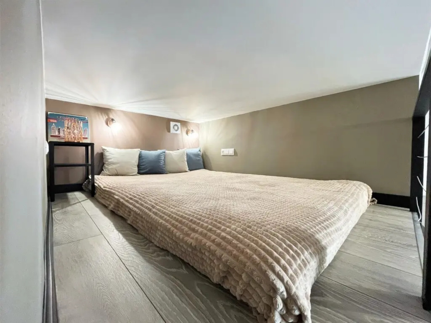 Апартаменты 1 СуткиСпб Самый Центр Владимирский 10