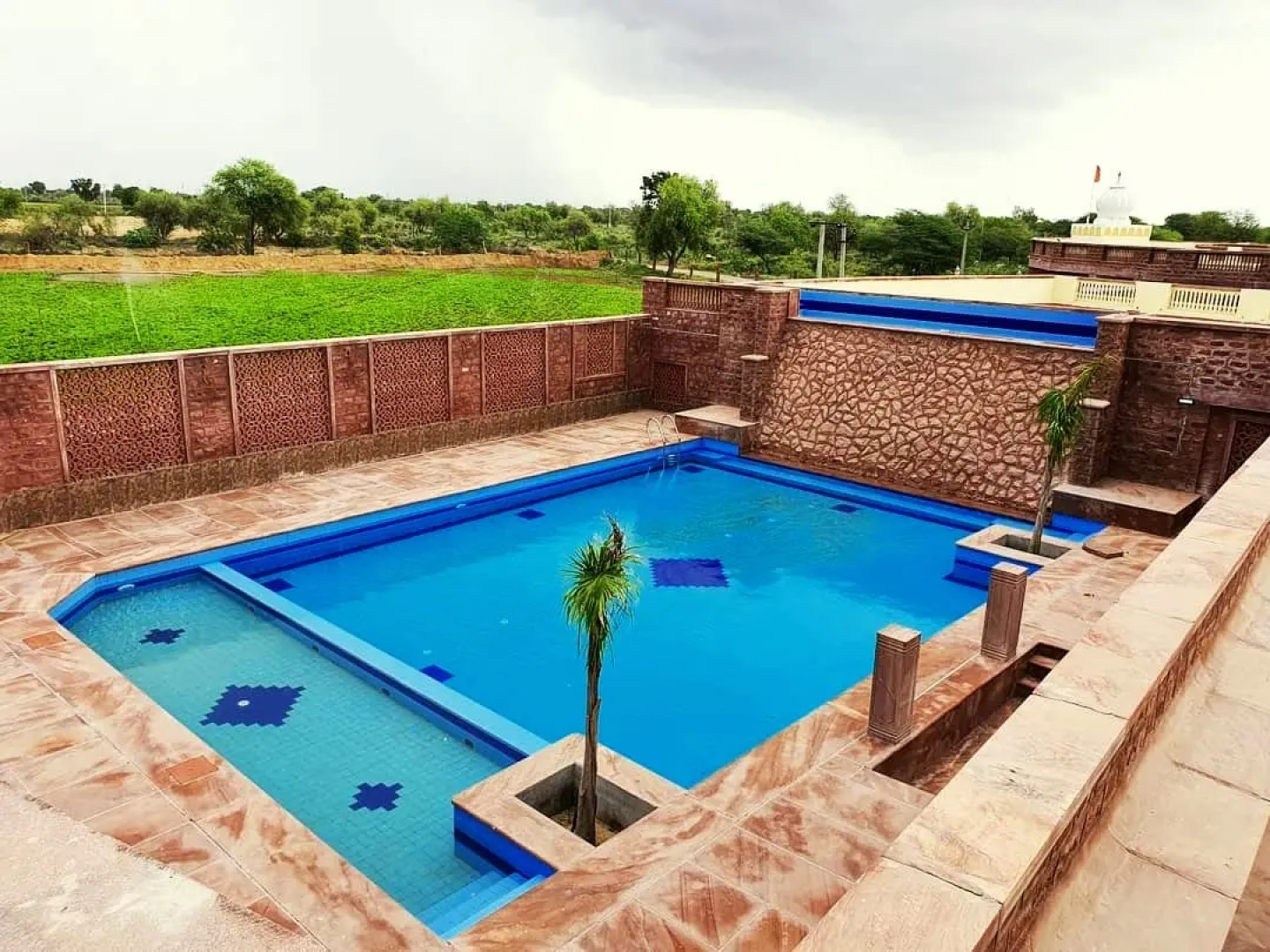 Отель Indroka Fort A Heritage Hotel&Resort