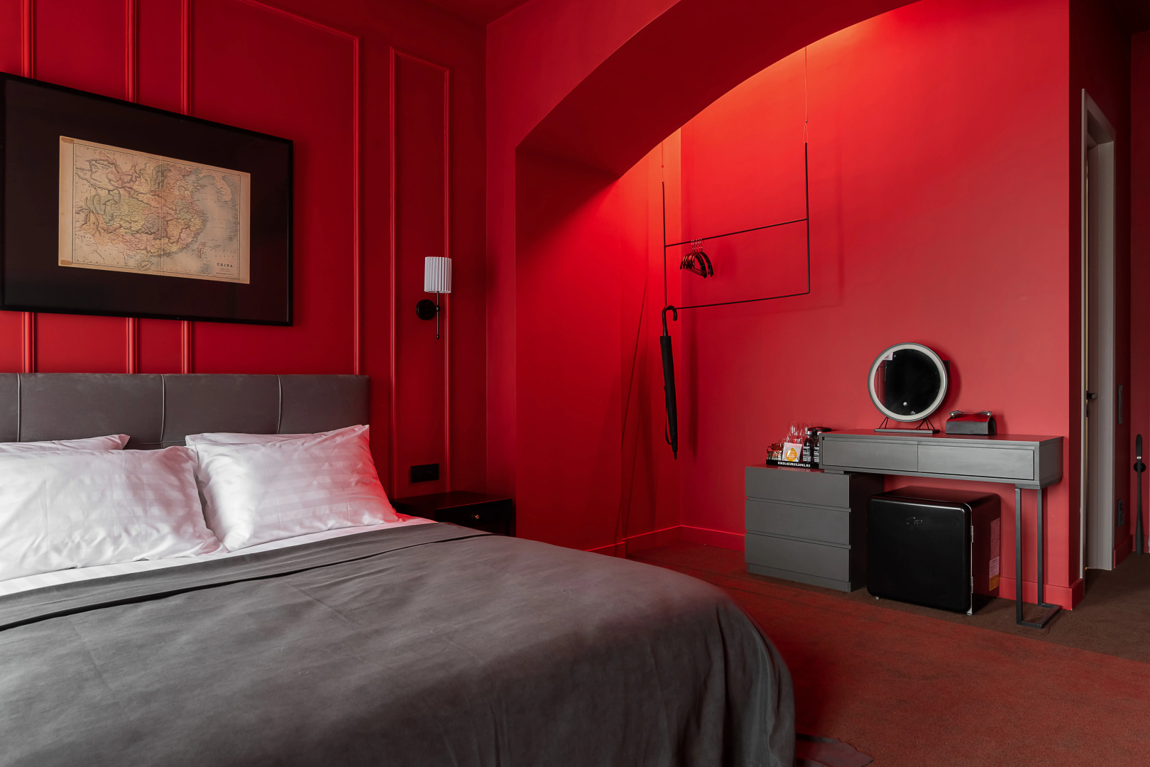 Апартаменты Red room в NikolaevBuilding