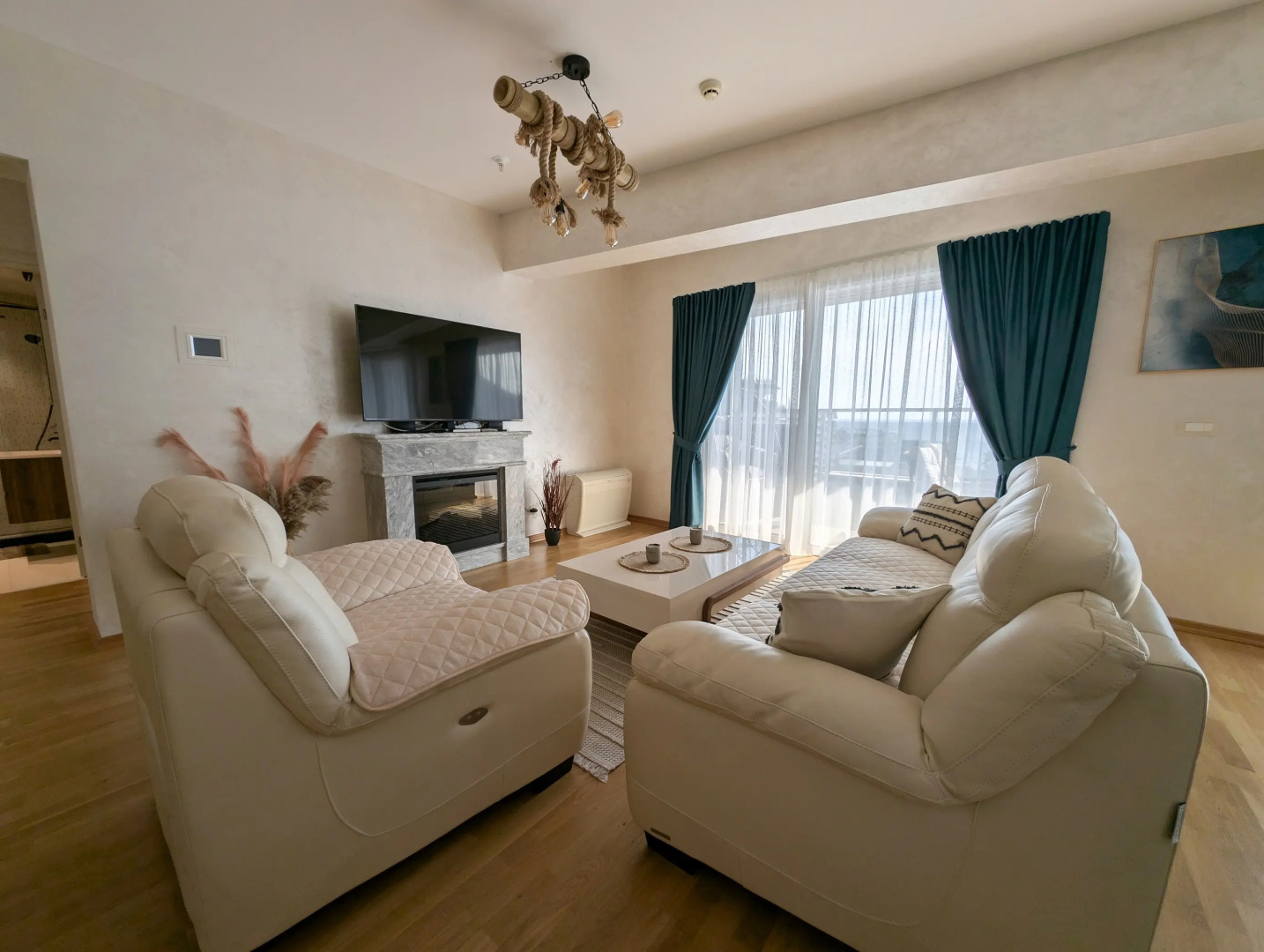 Апартаменты Lux Apartments Harmonia