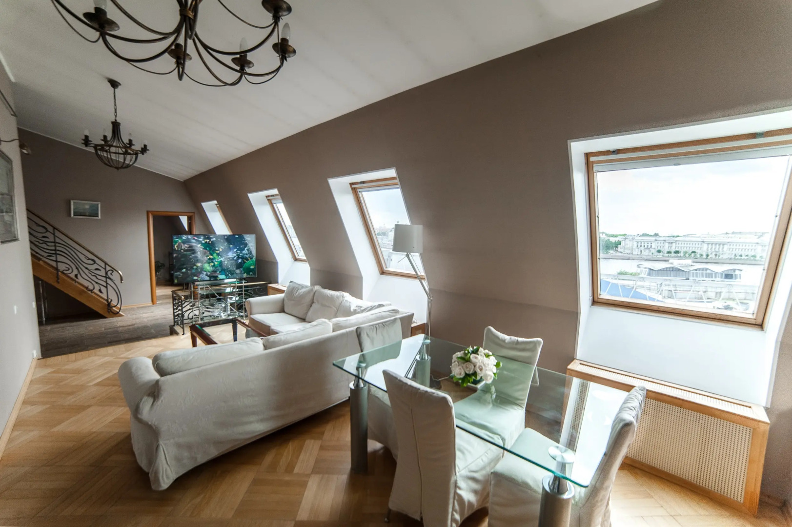 Квартира Мансарда на Петроградской