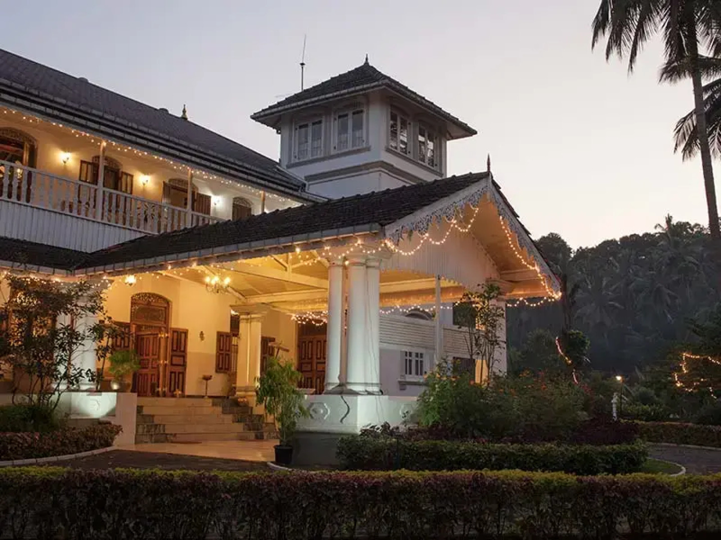 Вилла Manor House