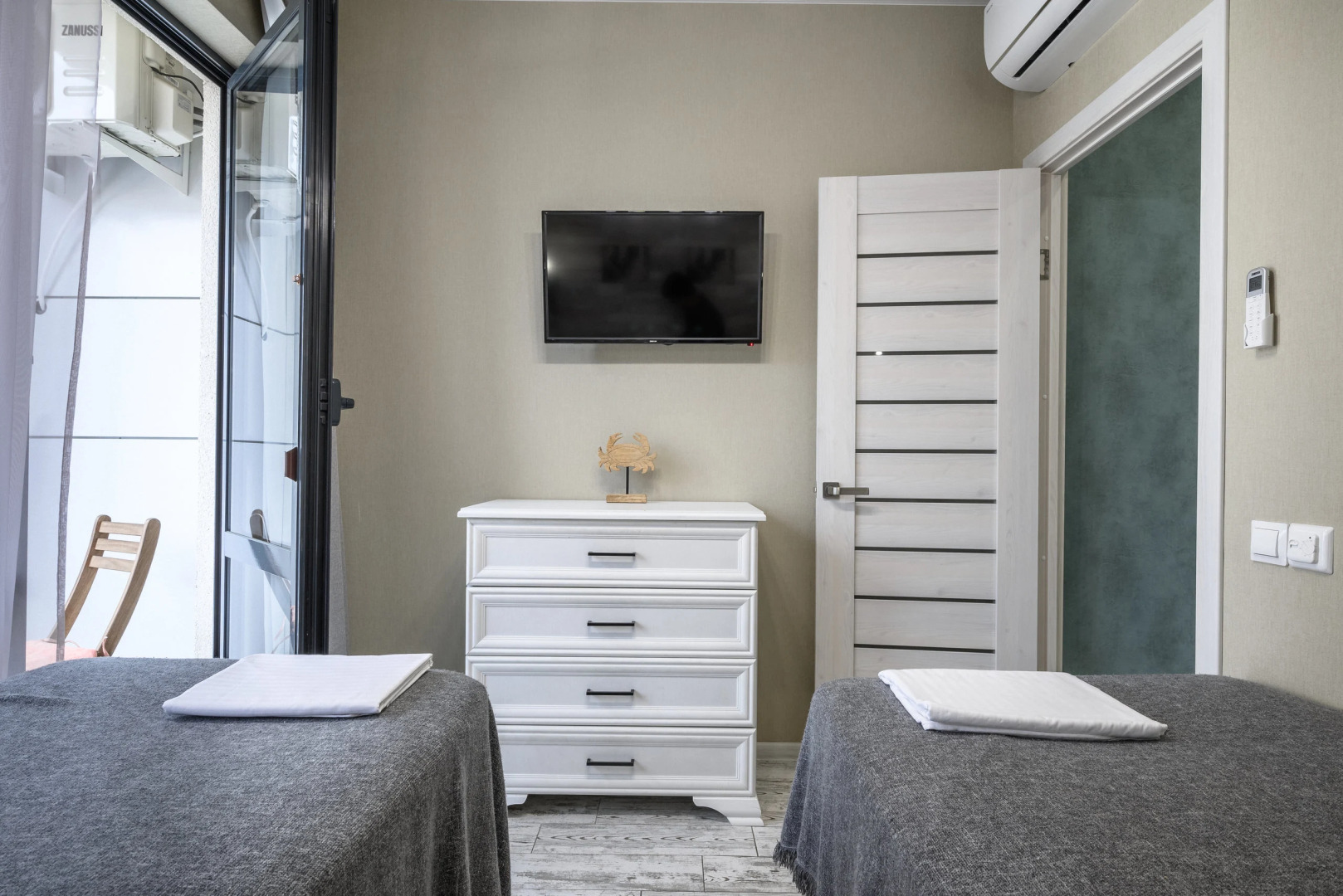 Апартаменты в Жк Мадрид Парк 2 с Бассейном