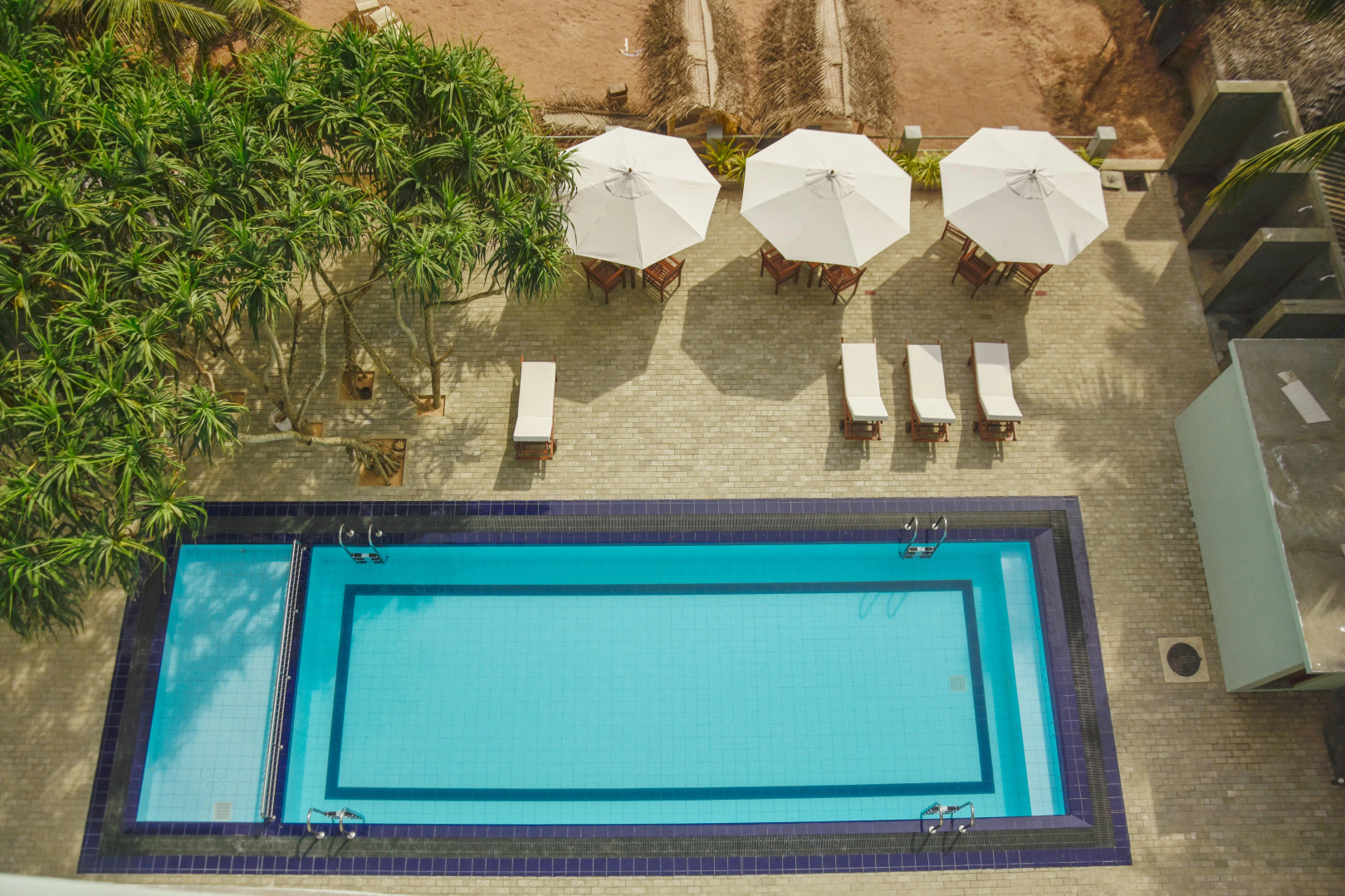 Отель Refresh Blue