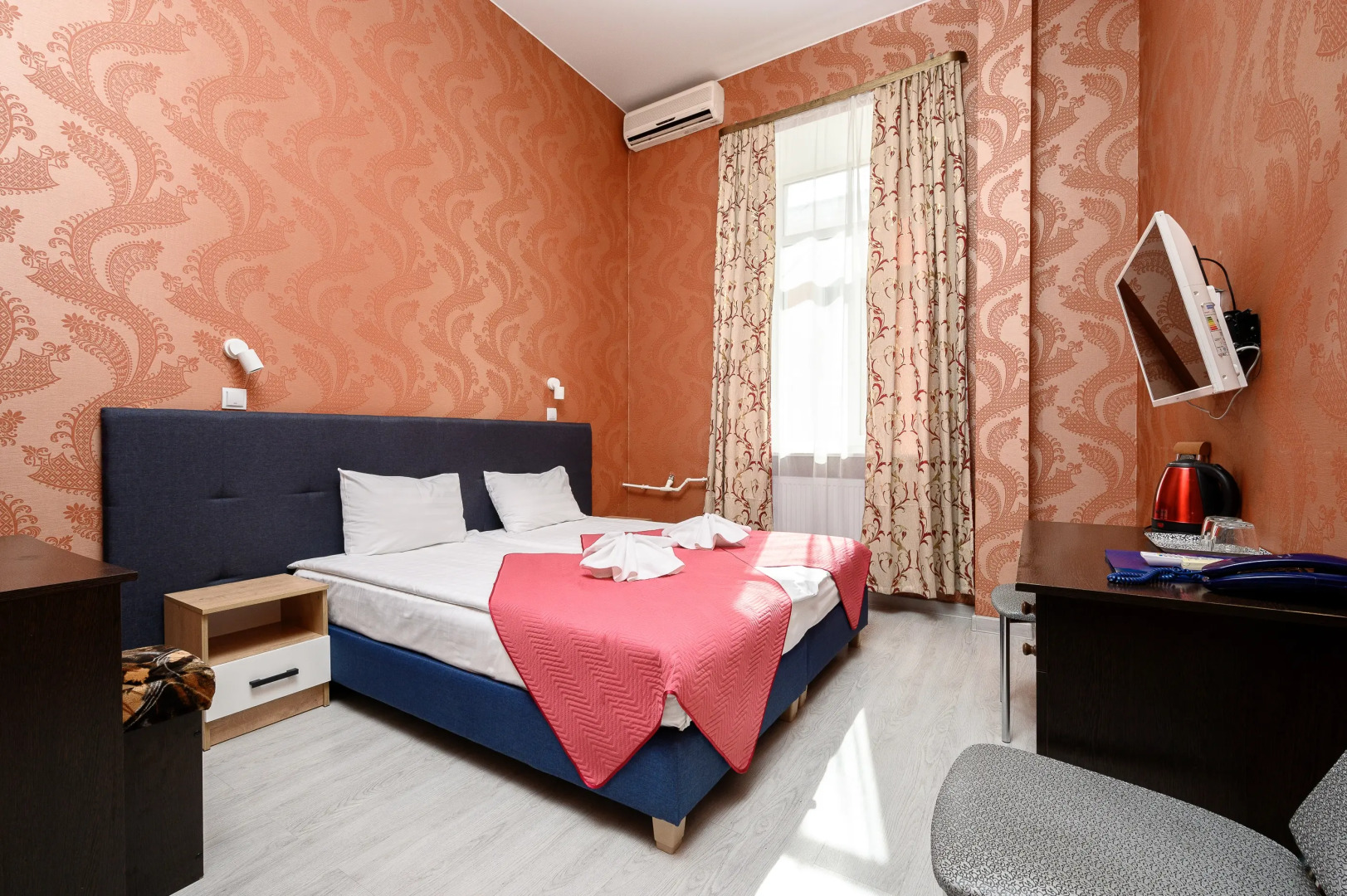 Отель Невский 111