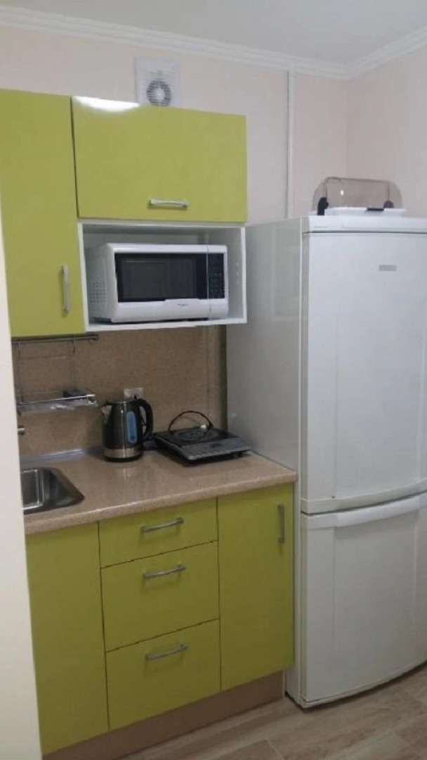 Апартаменты на Уральской 4