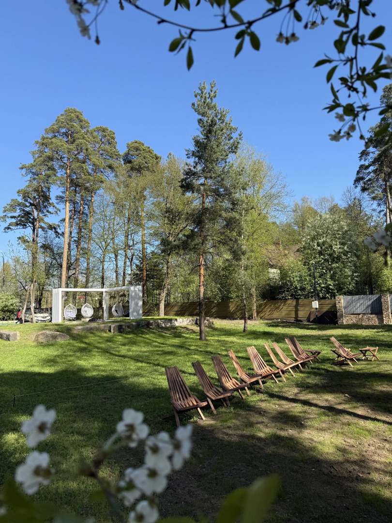 Коттеджи Скворешники