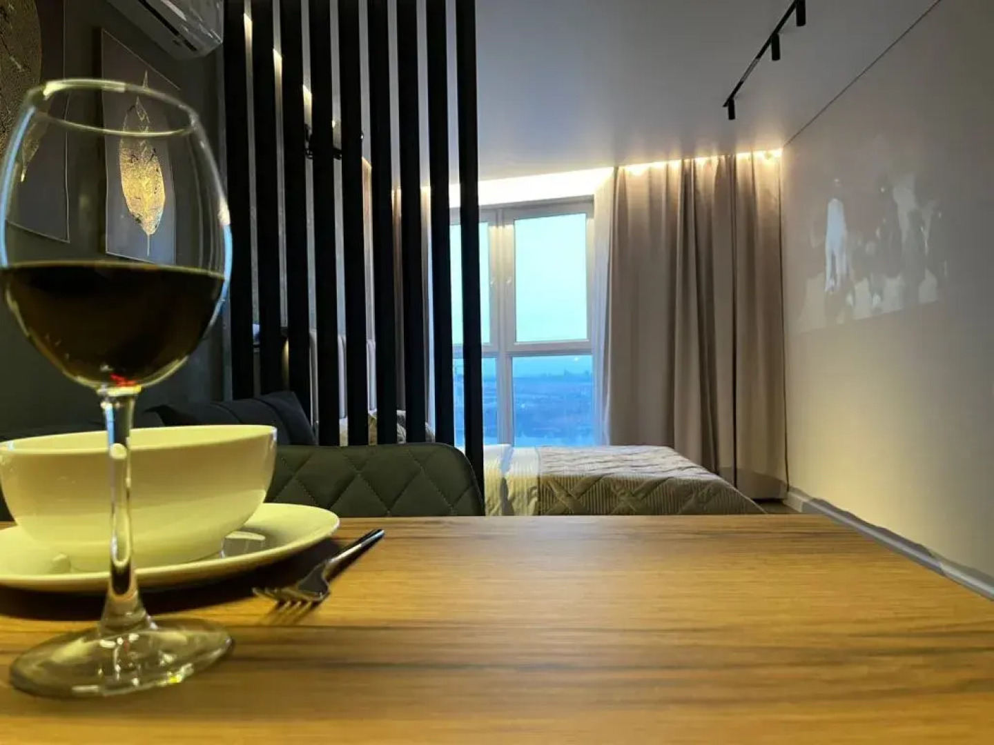 Апартаменты Авторские с видом на реку в наличии проектор и PS4