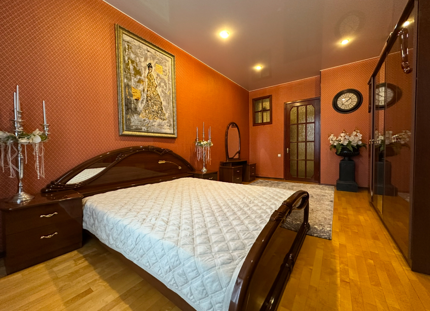 Квартира Большая Двухкомнатная на Ленина 18